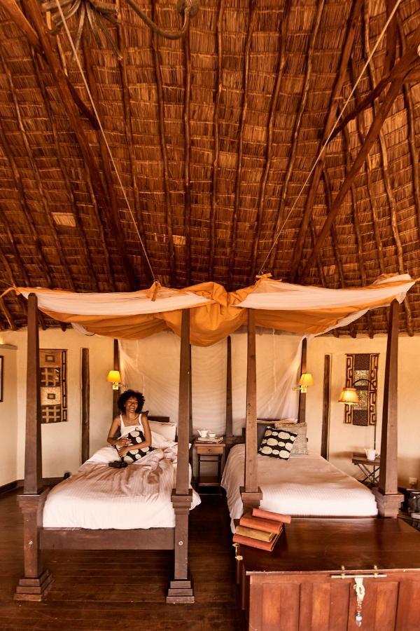 Tawi Lodge أمبوسيلي المظهر الخارجي الصورة