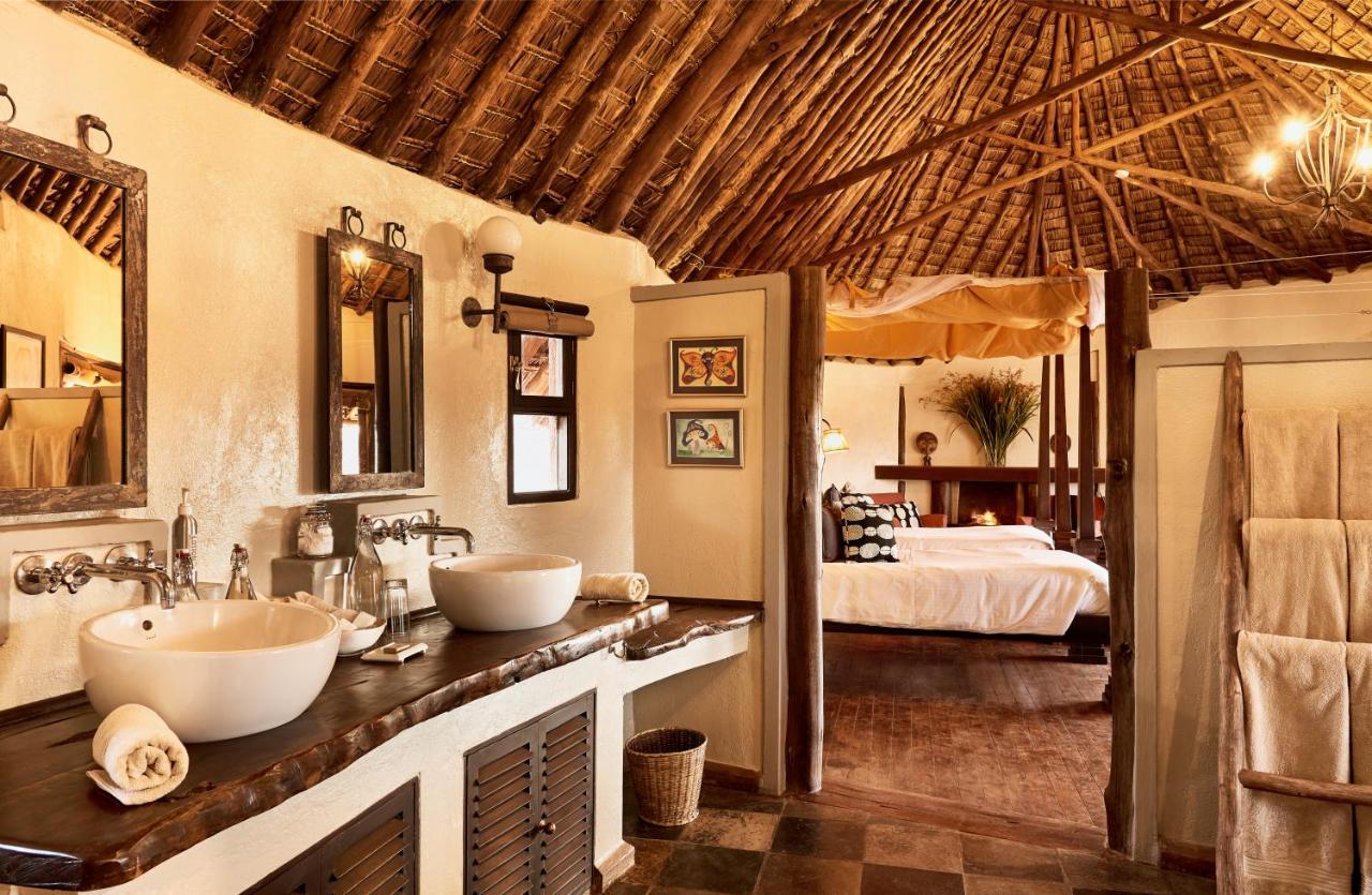 Tawi Lodge أمبوسيلي المظهر الخارجي الصورة